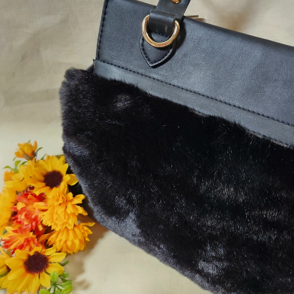 A New Day Black Faux Fur Handbag/Shoulder Bag/ Crossbody NWT - Picture 9 of 12